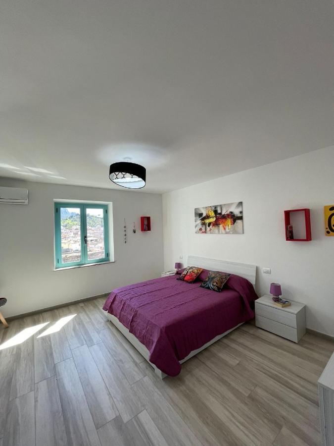 Casa Vacanze Sa Piazza Apartment Dorgali Exterior photo